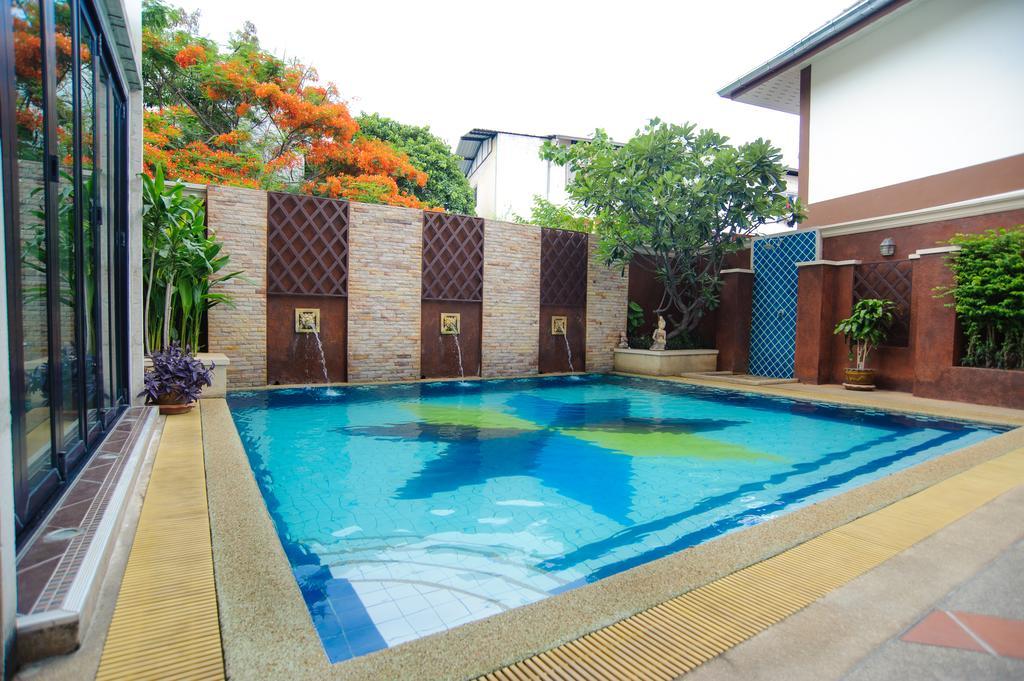 Diamond City Place Hotel Pattaya Exteriör bild