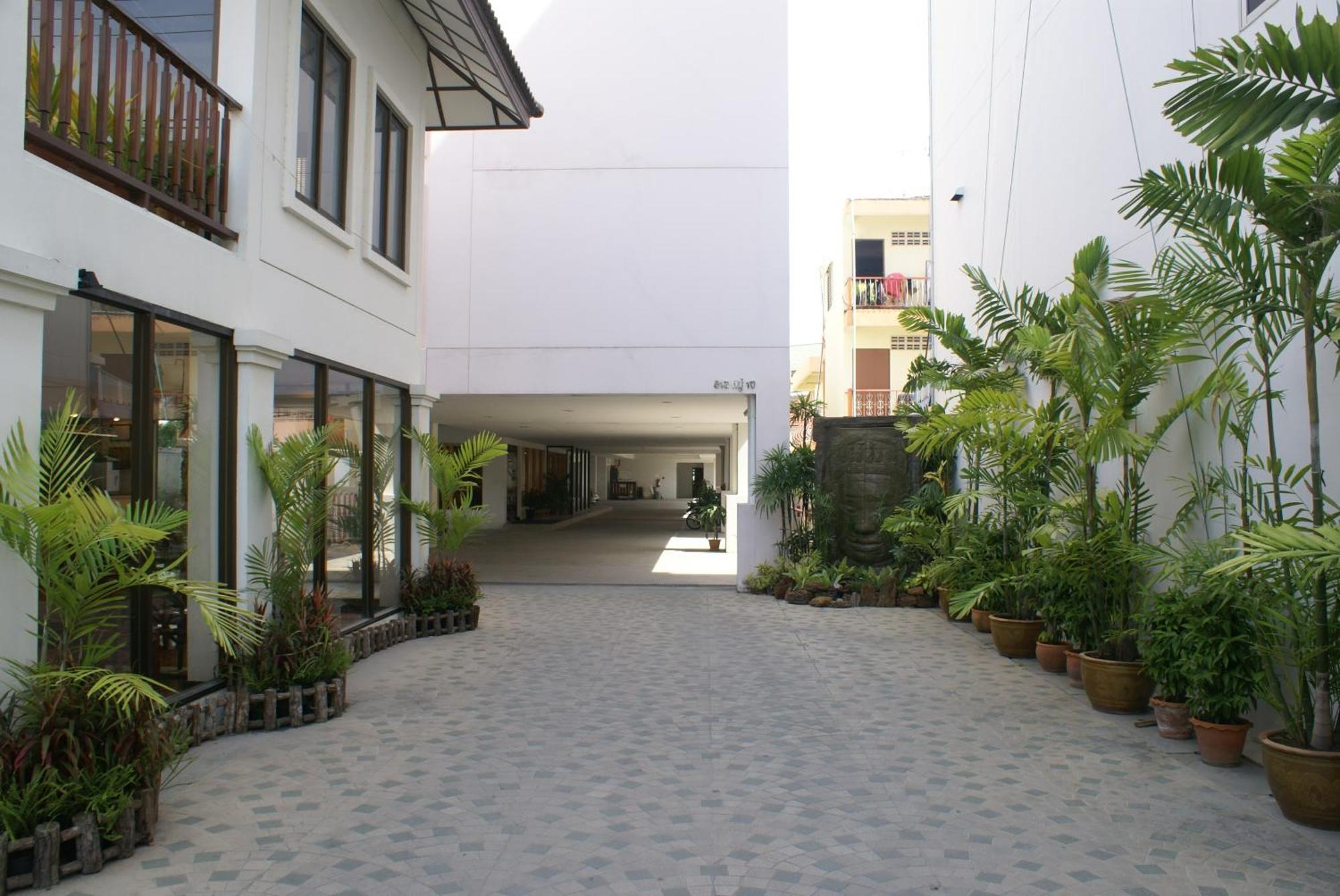 Diamond City Place Hotel Pattaya Exteriör bild