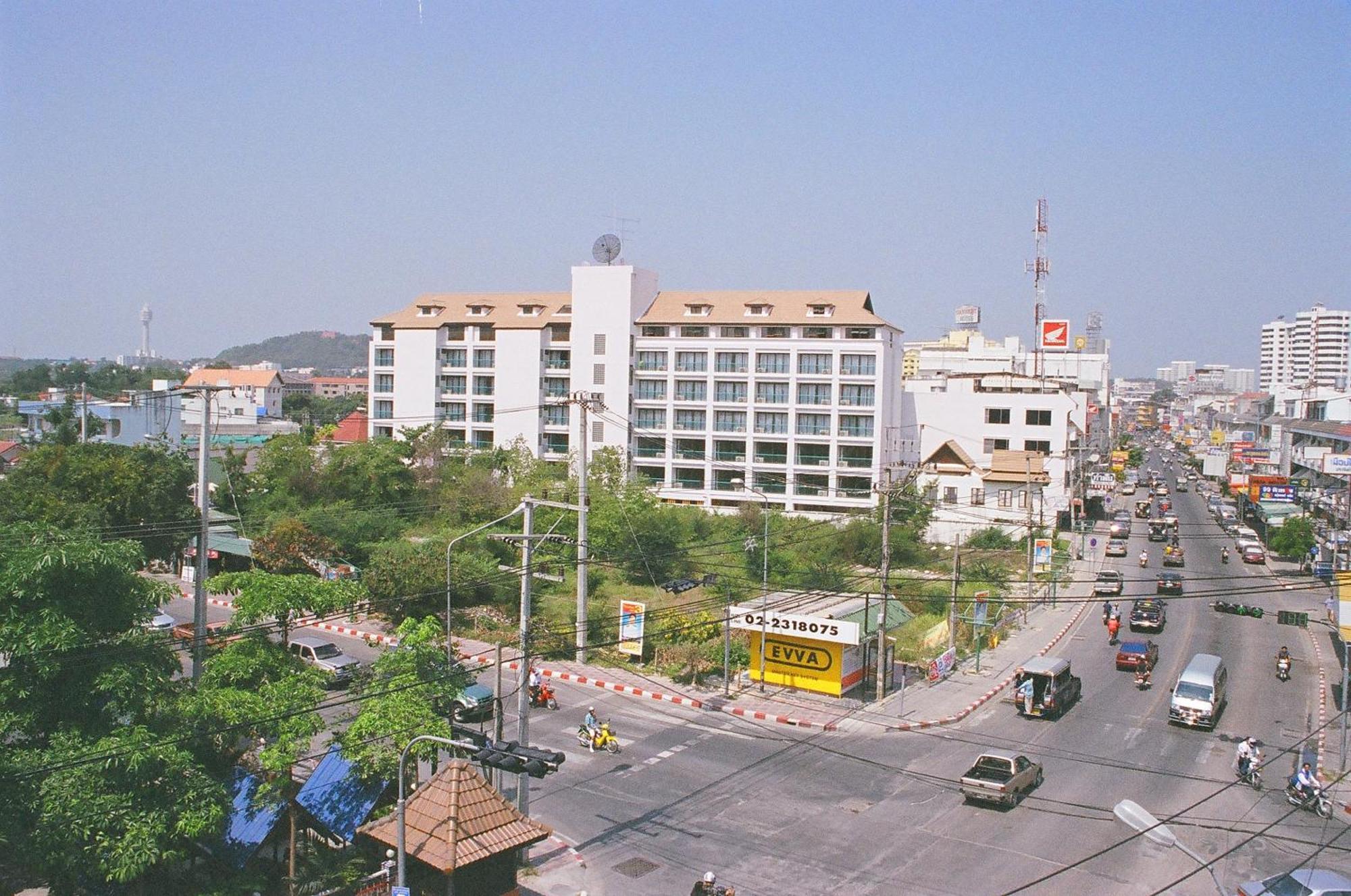 Diamond City Place Hotel Pattaya Exteriör bild