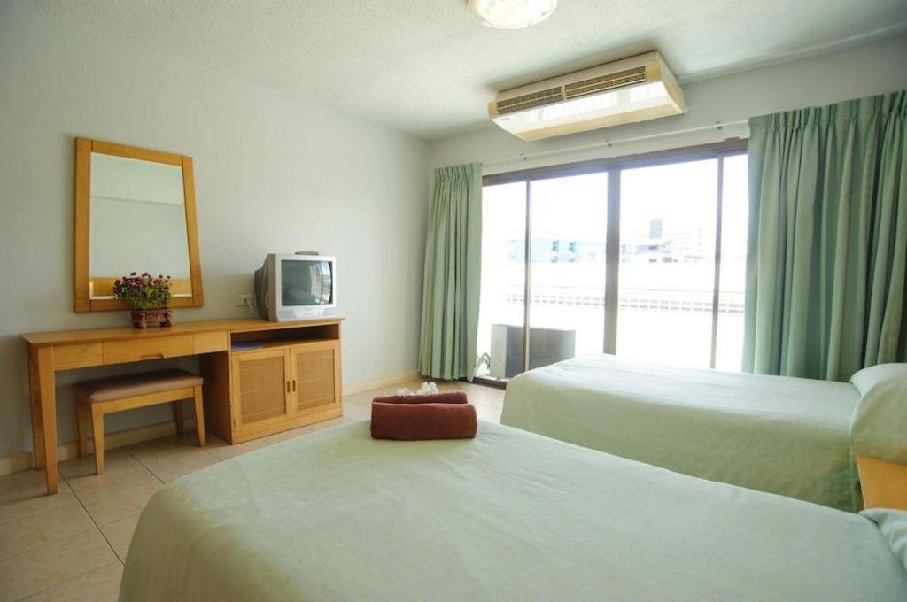 Diamond City Place Hotel Pattaya Exteriör bild