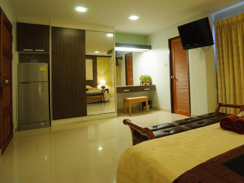 Diamond City Place Hotel Pattaya Exteriör bild